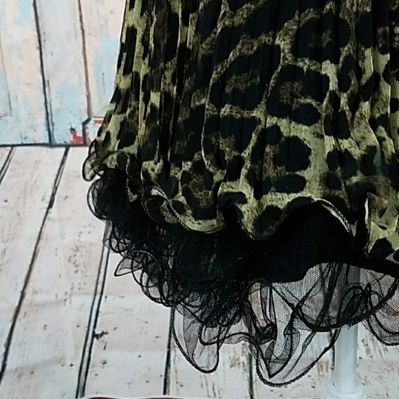 Sequinced Leopard Print Dress - Picture 5 of 6